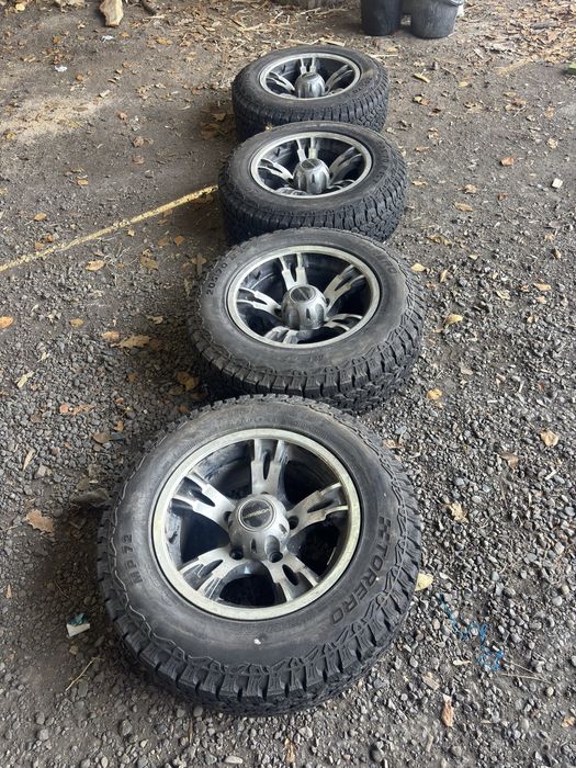 Комплект дисков с резиной