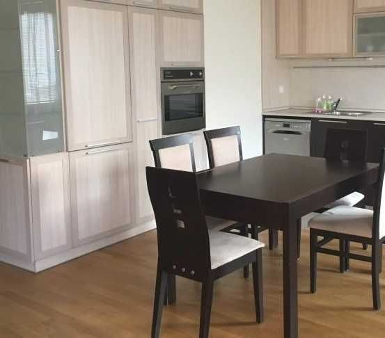 Дава се под наем Двустаен апартамент в София, Стрелбище - 90 кв.м за 458.49 € - Снимка #1