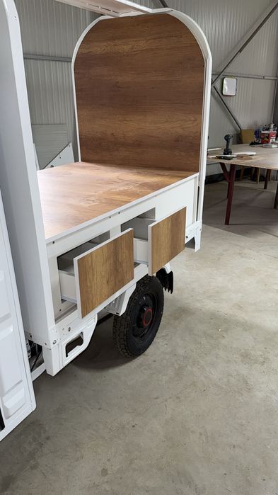 Tuktuk mini food track
