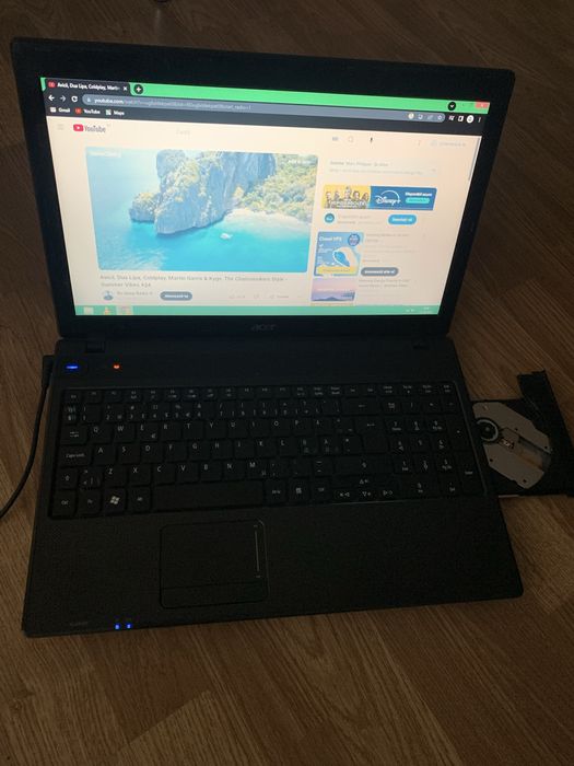 Laptop Acer display 15,6 led,6gb ram,500gb memorie,cu incarcator.