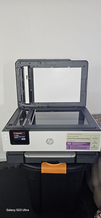 Imprimanta HP 8122e