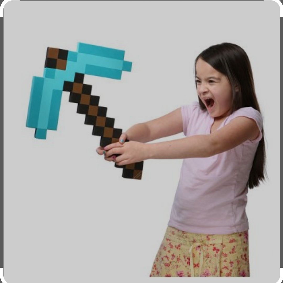 Майнкрафт Minecraft диамантен меч кирка,брадва  играчка Маинкрафт