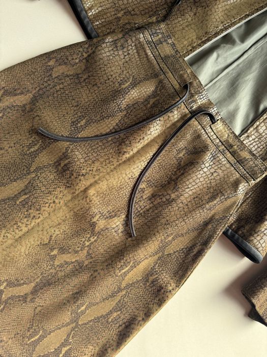 compleu fusta cu geaca