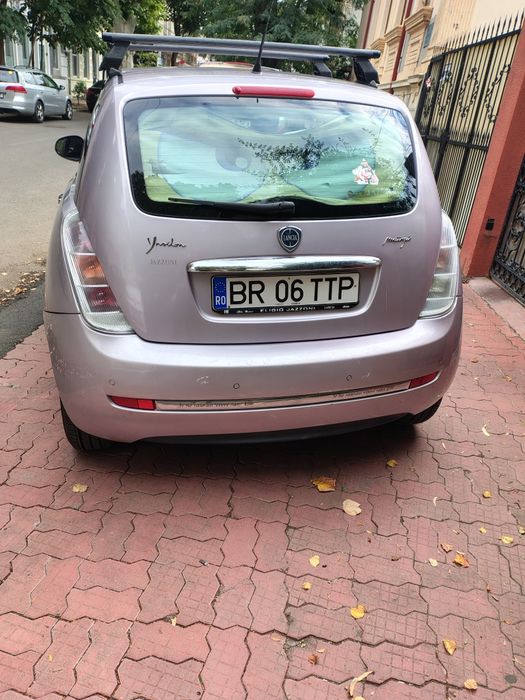 Lancia Ypsilon 2010