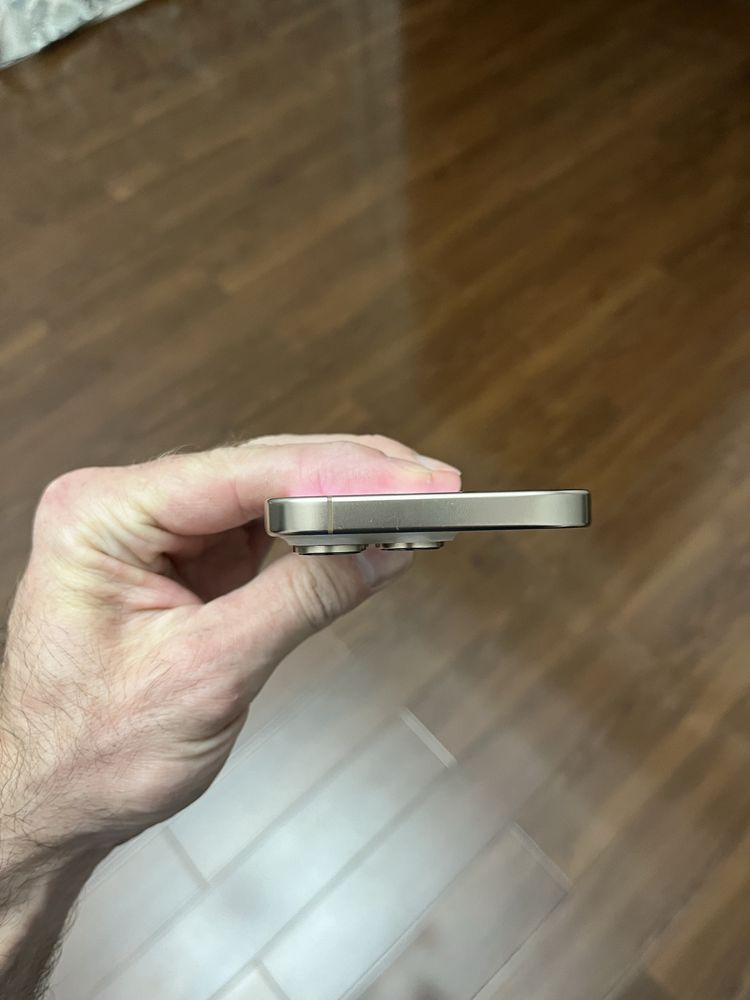 iPhone 16 Pro 128GB Desert Titanium