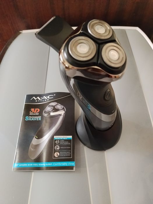 Новые 3-х роторные, мощные, 3 D-"плавающие" электробритвы "PHILIPS"!