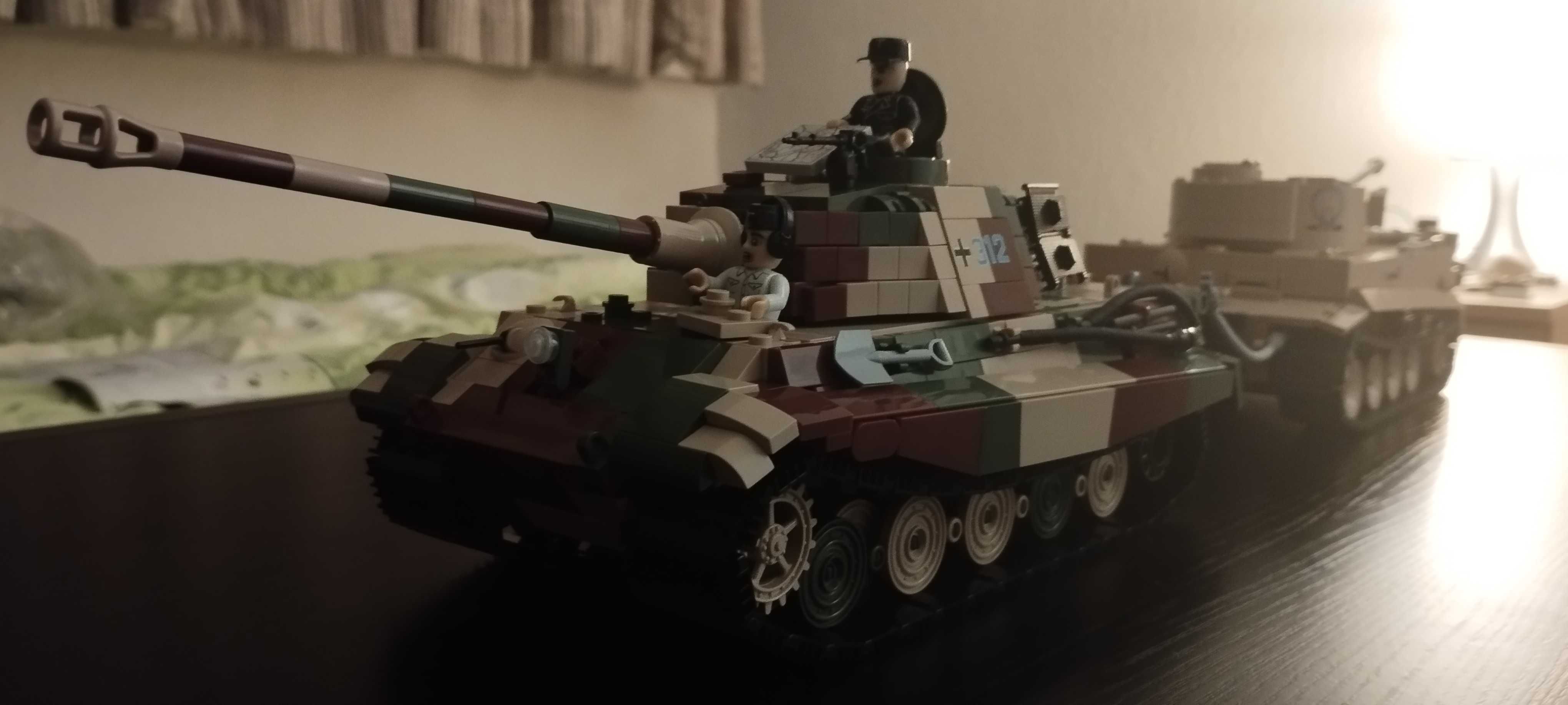 Cobi конструктор Tiger 131 и Königstiger танкове