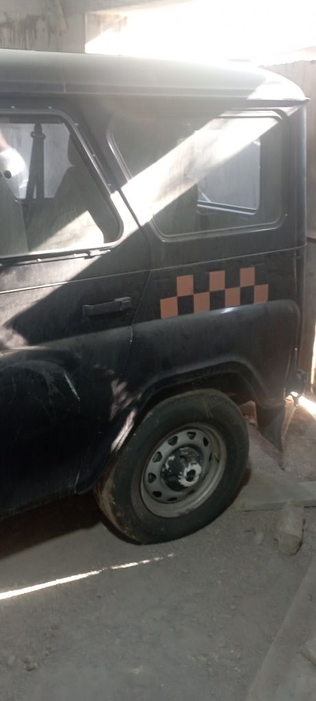 Uaz hunter sotiladi