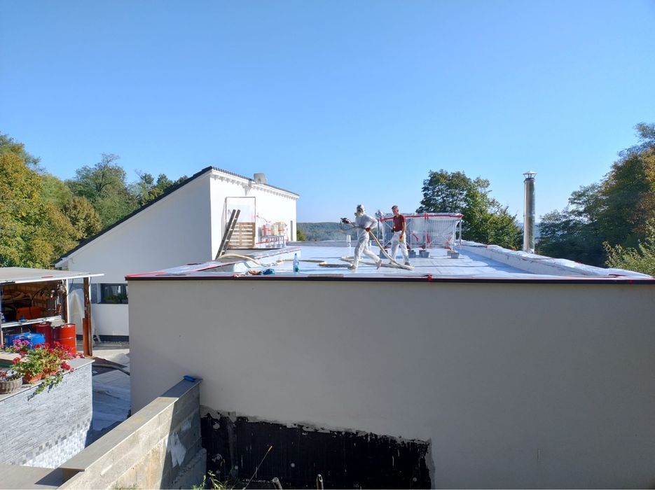 Izolatii spuma poliuretanica/poliuree