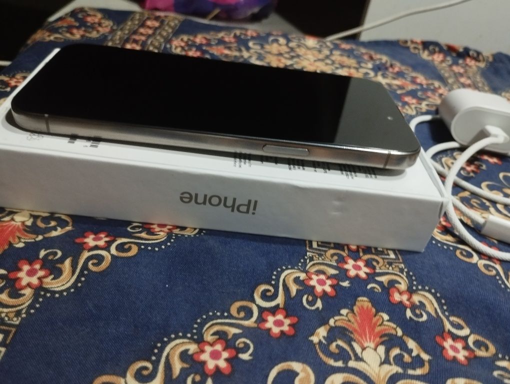 Iphone 15 pro maks