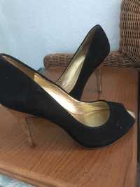 Туфли женские с золотым каблуком