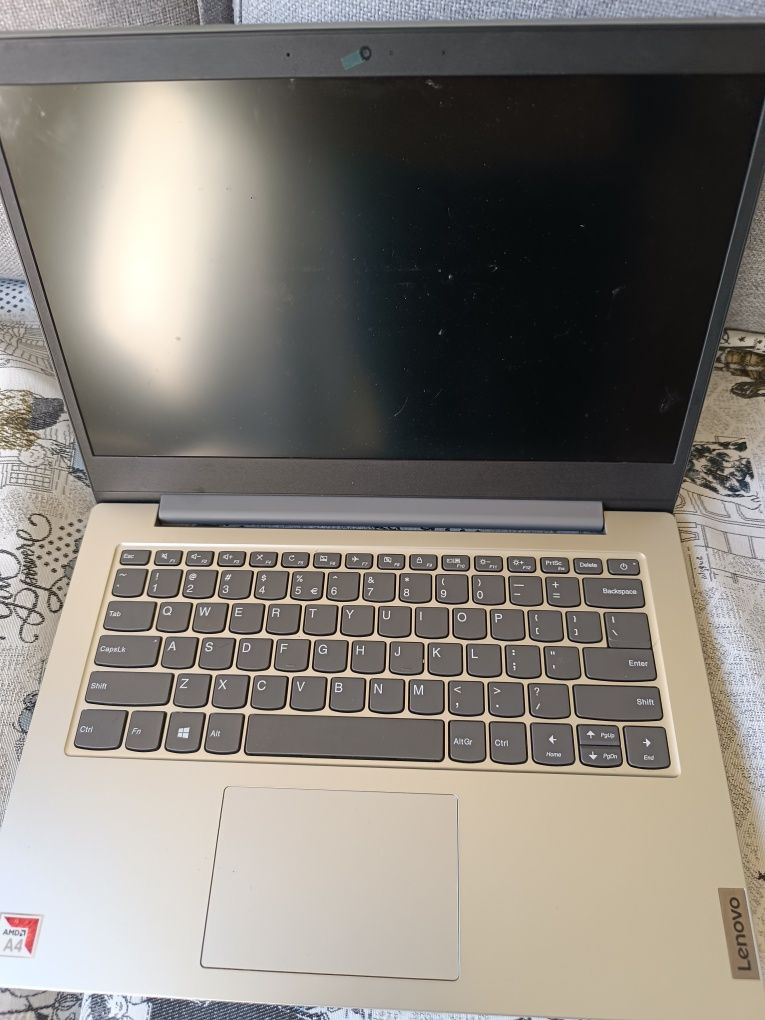 Лаптоп Ultrabook Lenovo Ideapad Slim 1-14AST-05,
