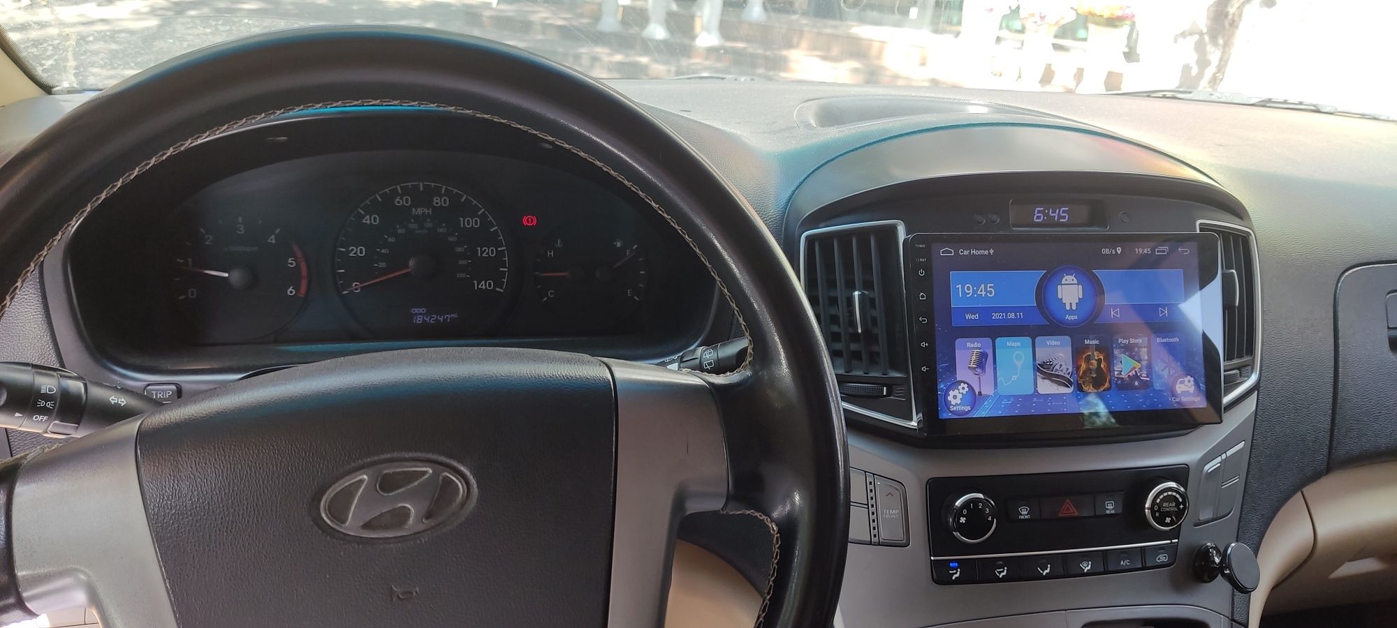 Hyundai H1 Starex 2016 года