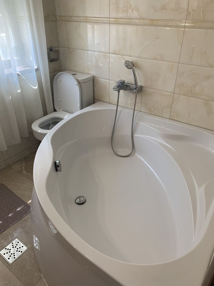 Apartament 3 cam Mamaia Nord-3băi-8pers-130mp