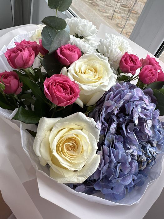 Гүлдер сатылады үш түрі бар