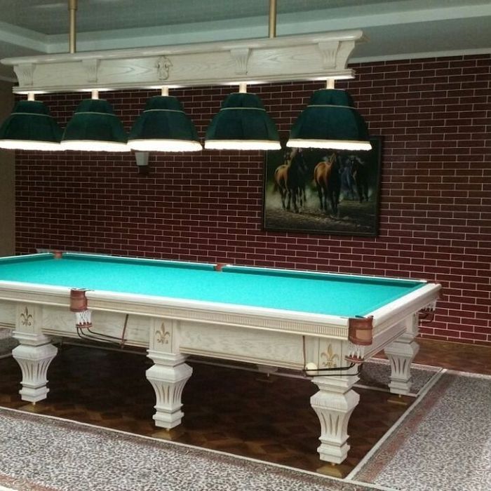 Бильярдные столы и аксессуары.всё для бильярда