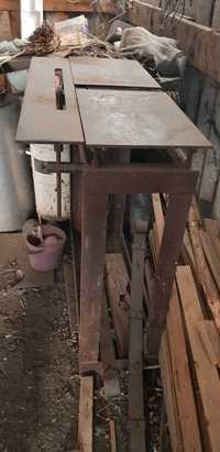 Стол для фрезы, рубанка (качественный. Сделан в СССР)