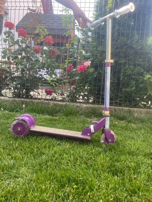 Trotineta de vanzare