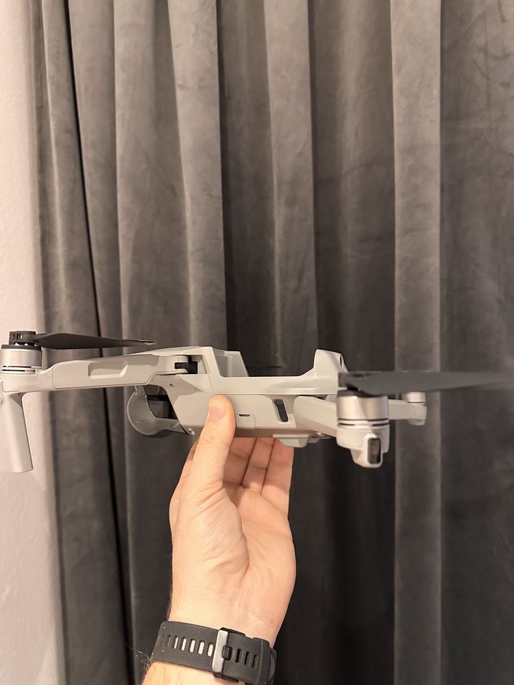 Drona DJI Mavic Air 2 Fly More Combo