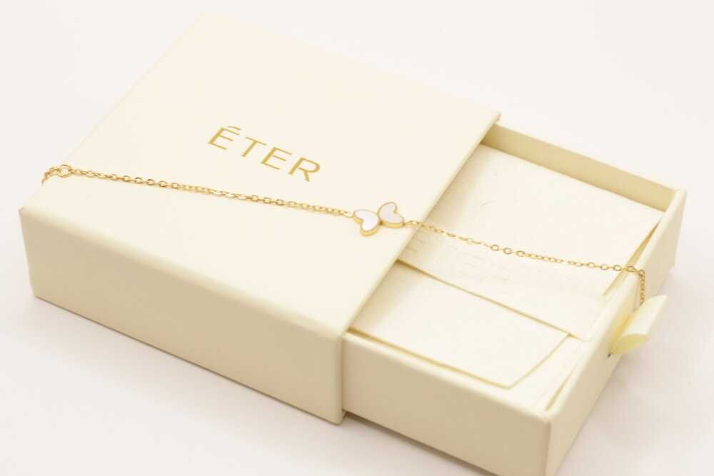 ГРИВНА "НЕЖНА ПЕПЕРУДА" | Медицинска стомана | Ново | Луксозна Кутия