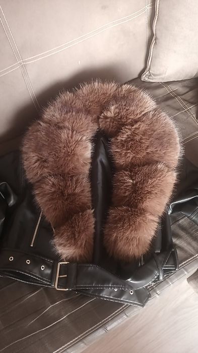 Дамско яке  с пух ново