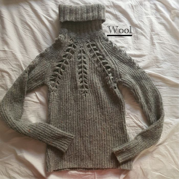 Pulover de lana pe gat Mango