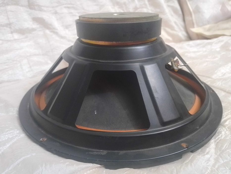 Чисто нов 15 инча говорител