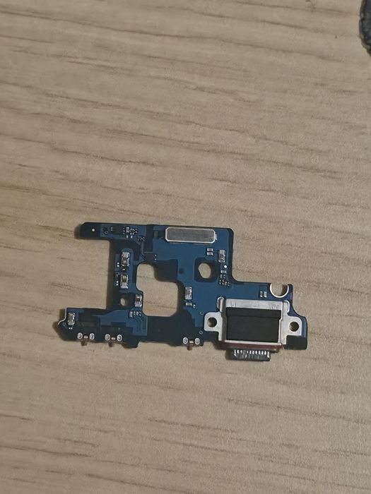 За Части Note 10 Plus (N975F)