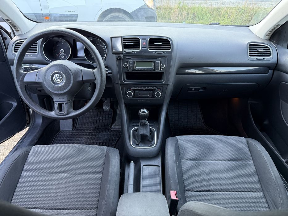 Volkswagen Golf 6 2011 1.6 TDI
