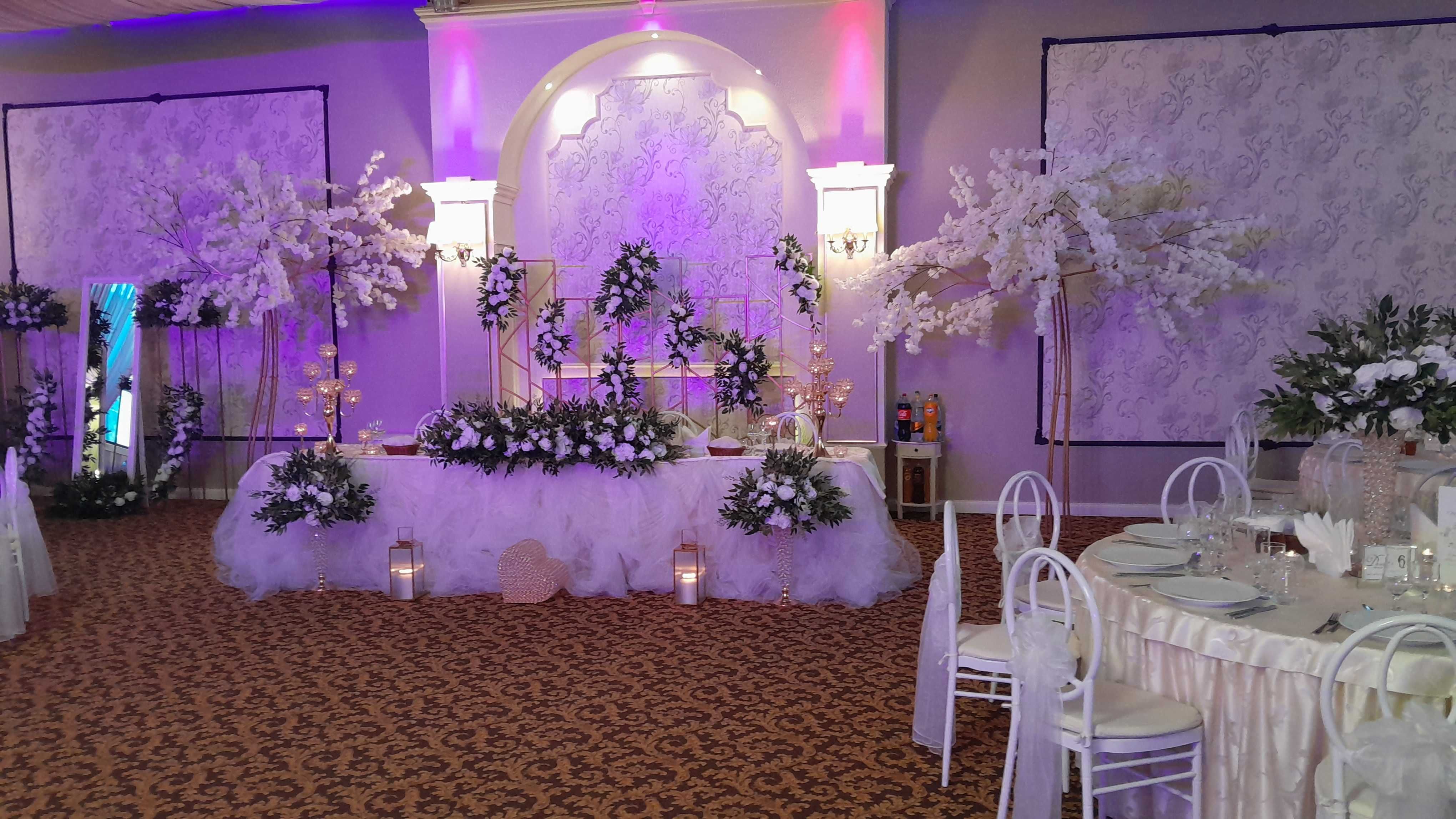 Aranjamente florale/Decor/Arcade de baloane/Foto-Video/Dj