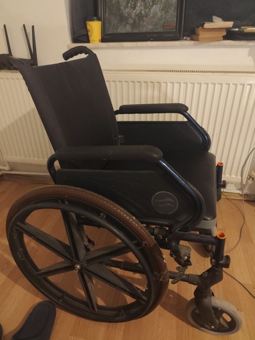 Scaun cu Rotile Breezy