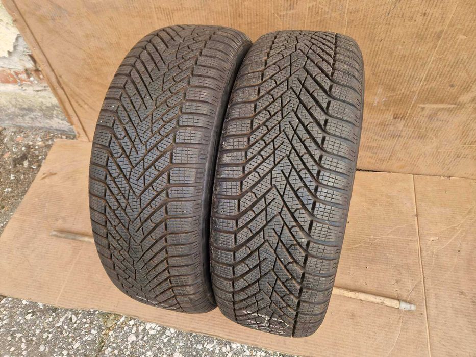 2 Pirelli R18 225/55
Зимни гуми 
DOT2223