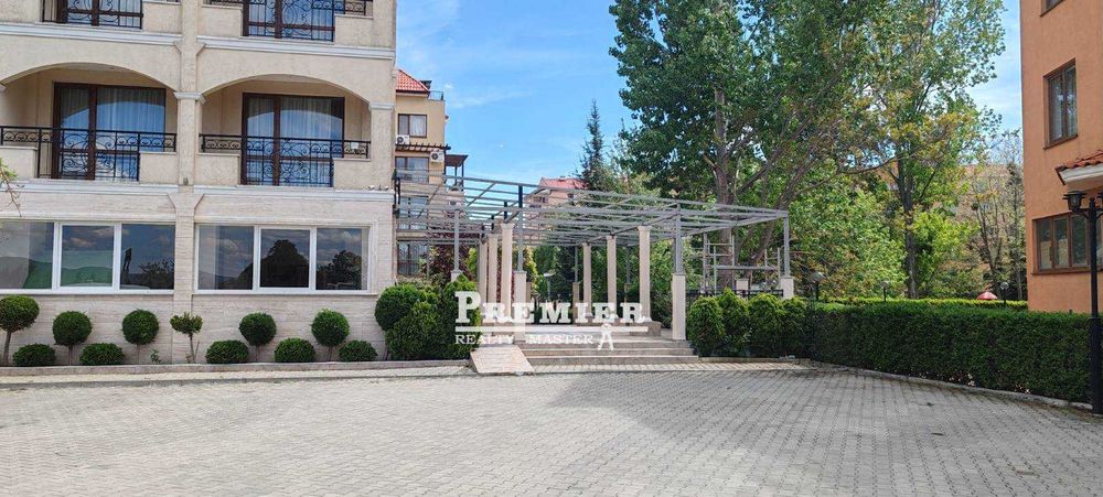 Продава се Двустаен апартамент в к.к. Слънчев бряг - 61 кв.м за 1140 €/кв.м - Снимка #12