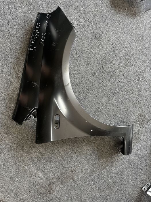 aripa fata dreapta fiat grande punto 2005-2012 neagra noua