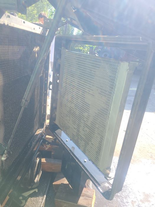 Vektor kombayin radiatori sotiladi