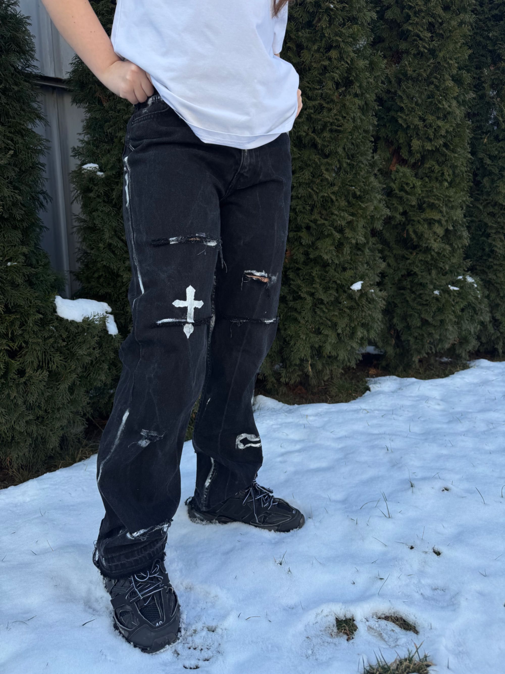 Crossfire Distressed Jeans