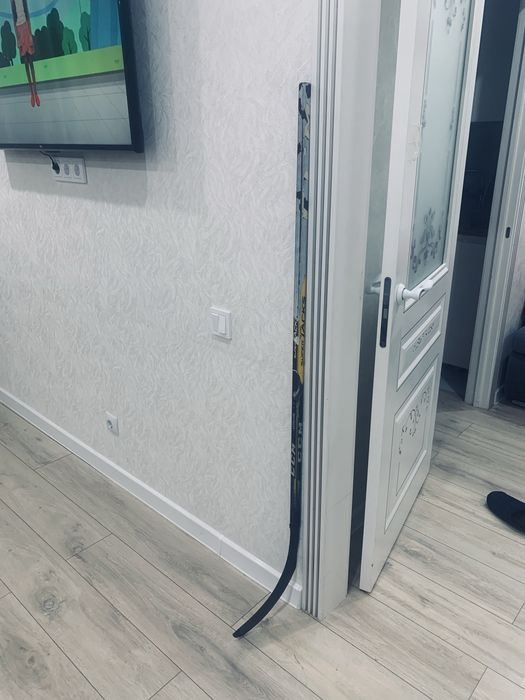 Хокейная клюшка ссм.потертости и сколы