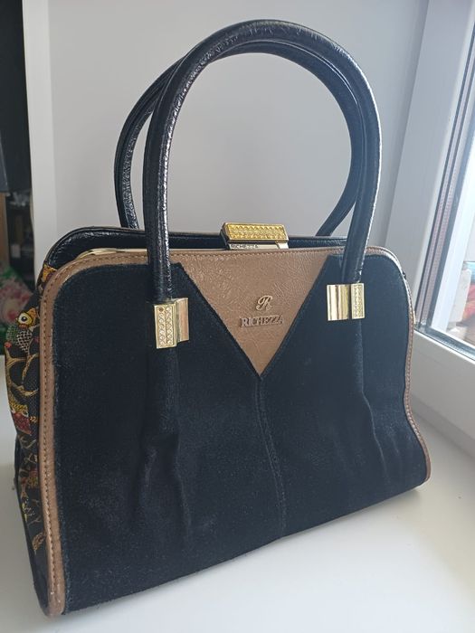 Продам сумку-клатч