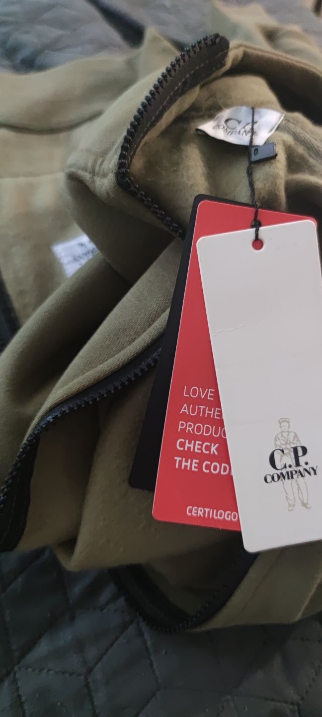 C.P company zip up hoodie суичер М