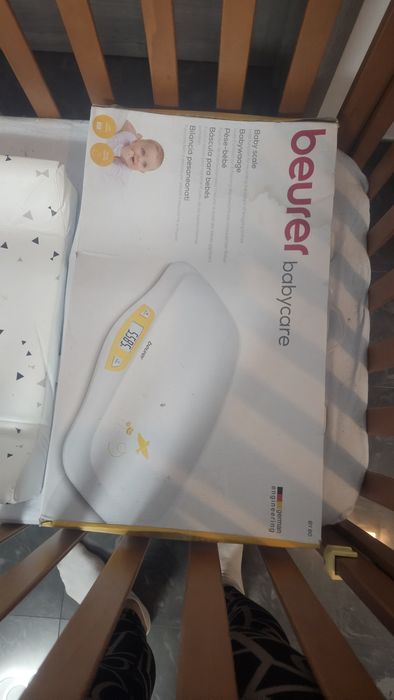 Vând pătuț bebe  cu carusel