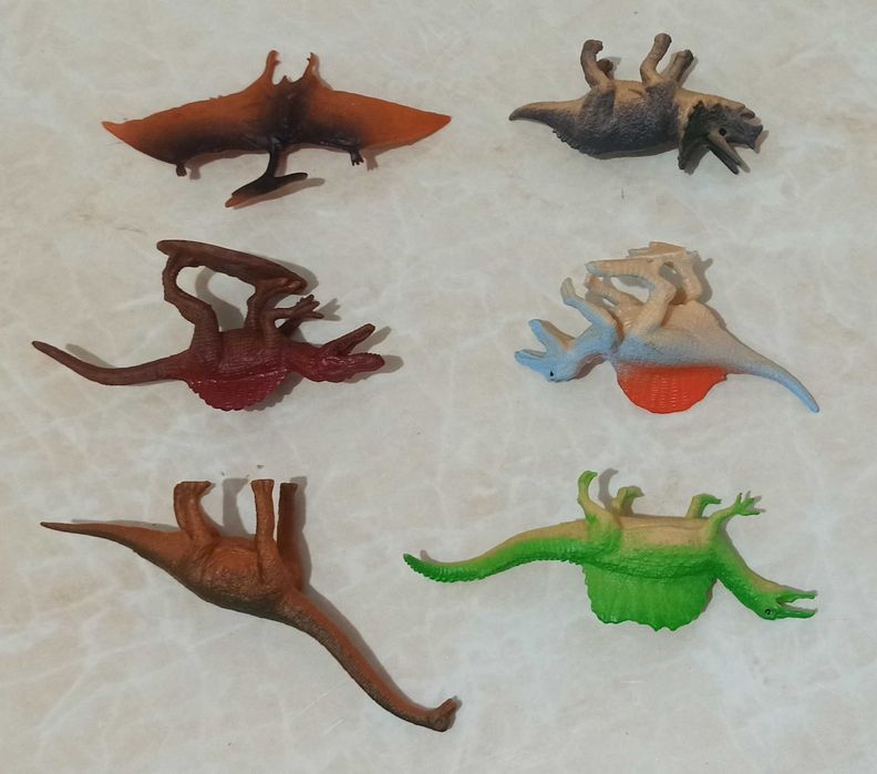 Динозавры Наборы в Цилиндрической Упаковке