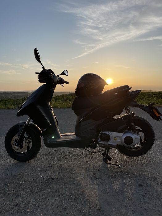 Scuter piagio typhon 125 2014 se conduce cu B
