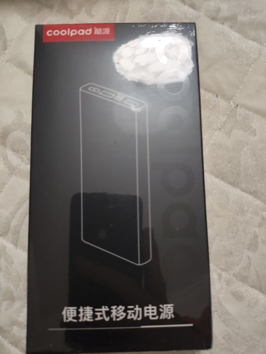 новый powerbank 10000mAh