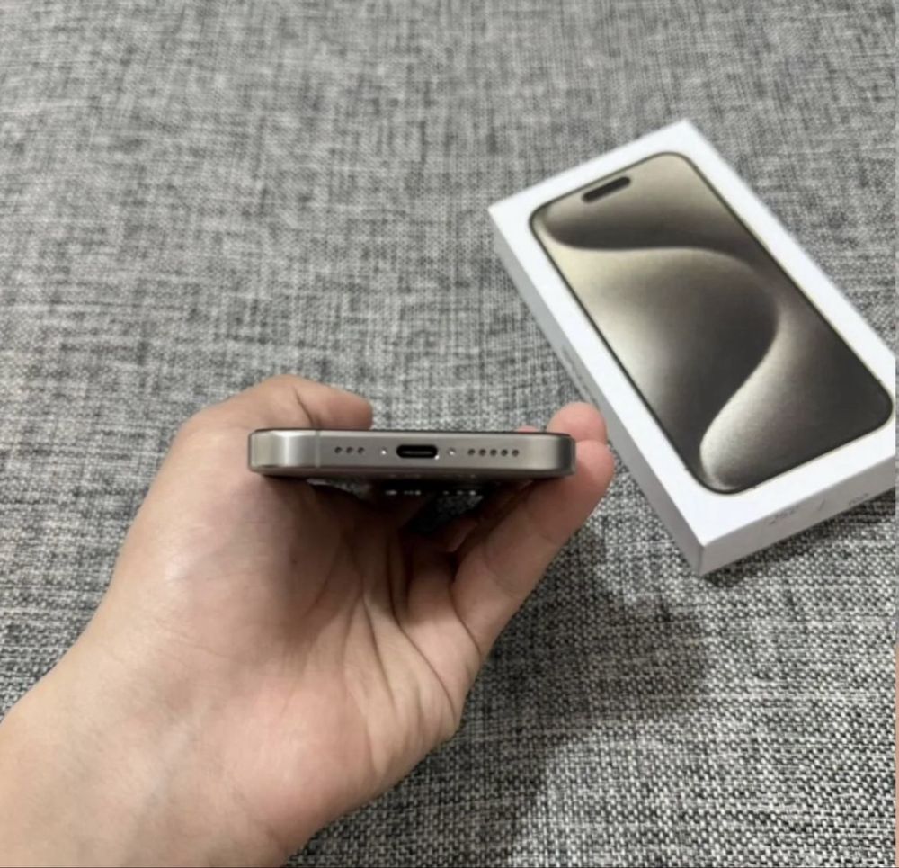 15Pro sotiladi 850$