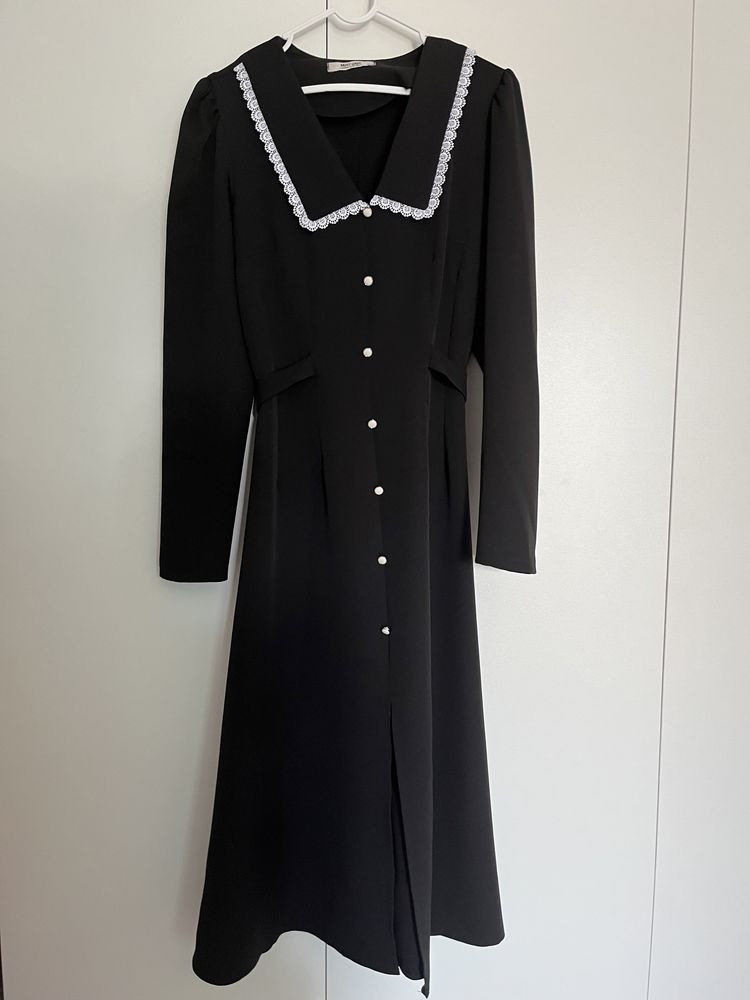 Платье черное продам
