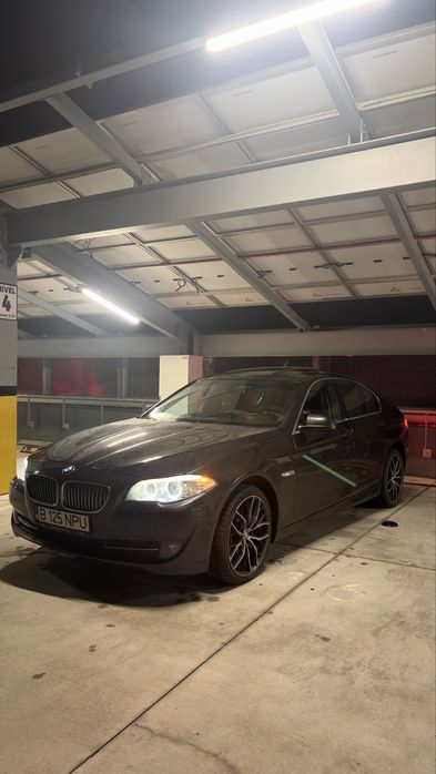 BMW Seria 5 F10 2.0 Bord Digital Trapa