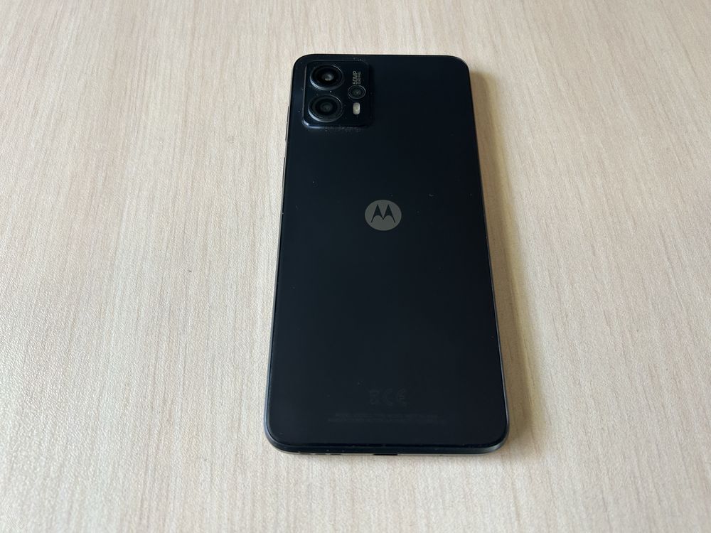 Продавам Motorola G13 128/4GB