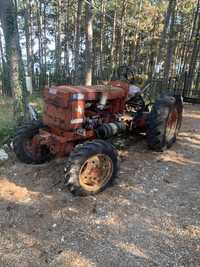 Трактор Т40 за дърводобив