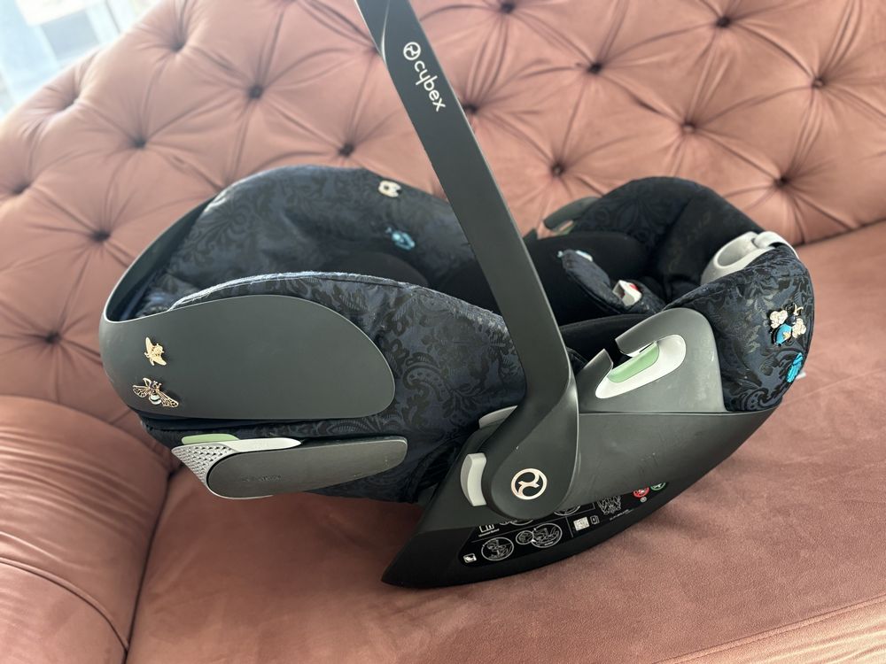 Scoica auto  Cybex platinum
