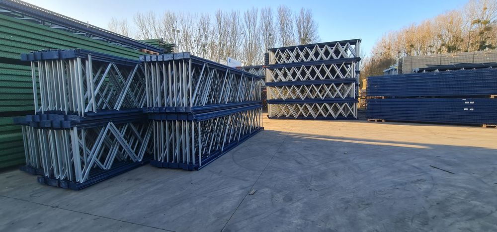Rafturi metalice